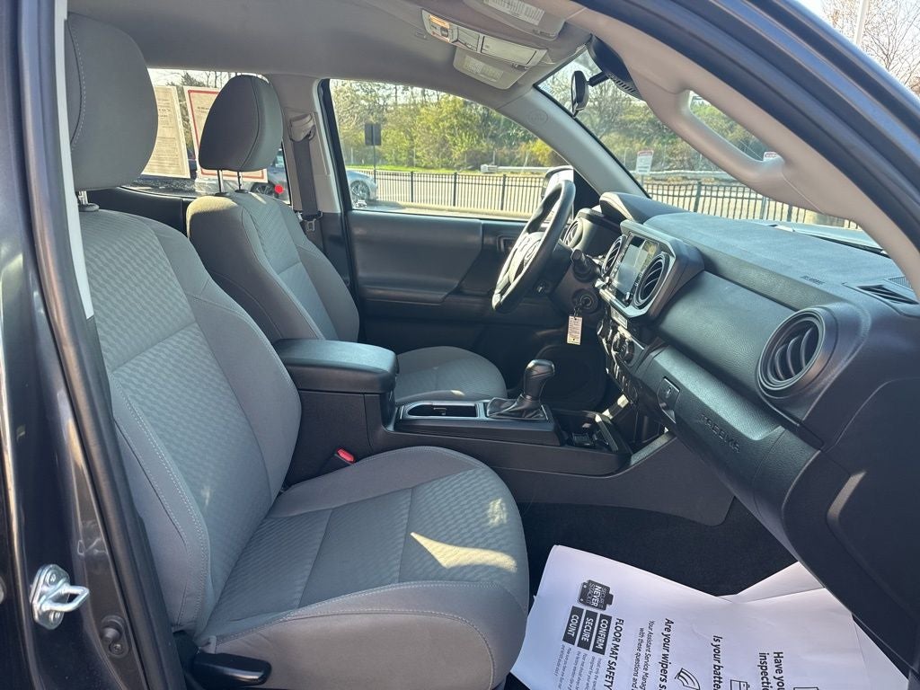 2023 Toyota Tacoma SR V6