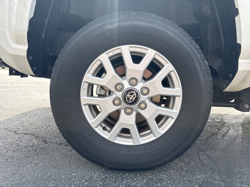 2025 Toyota Tacoma SR5