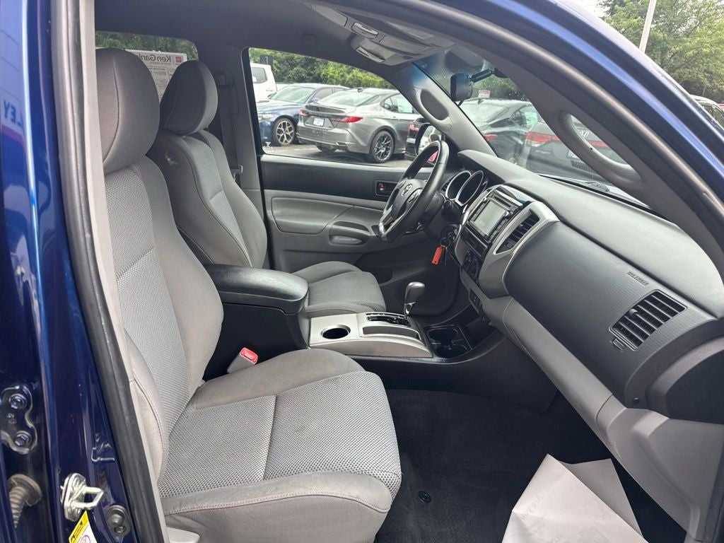 2015 Toyota Tacoma Base V6