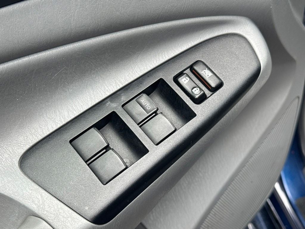2015 Toyota Tacoma Base V6