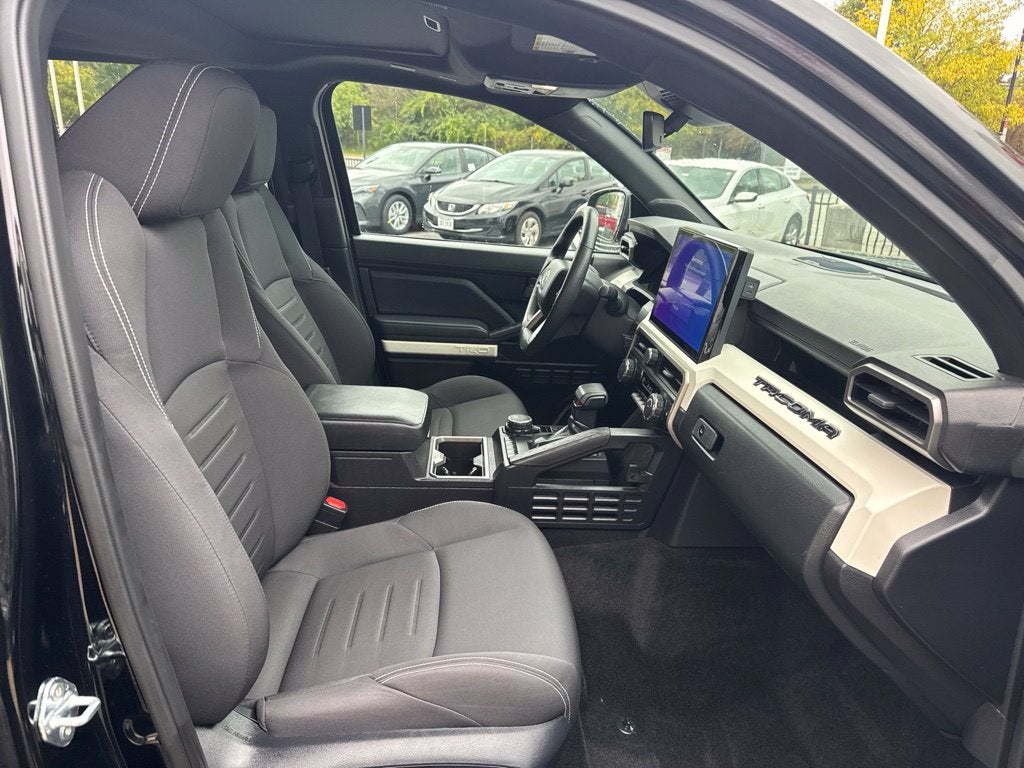 2024 Toyota Tacoma Hybrid TRD Sport