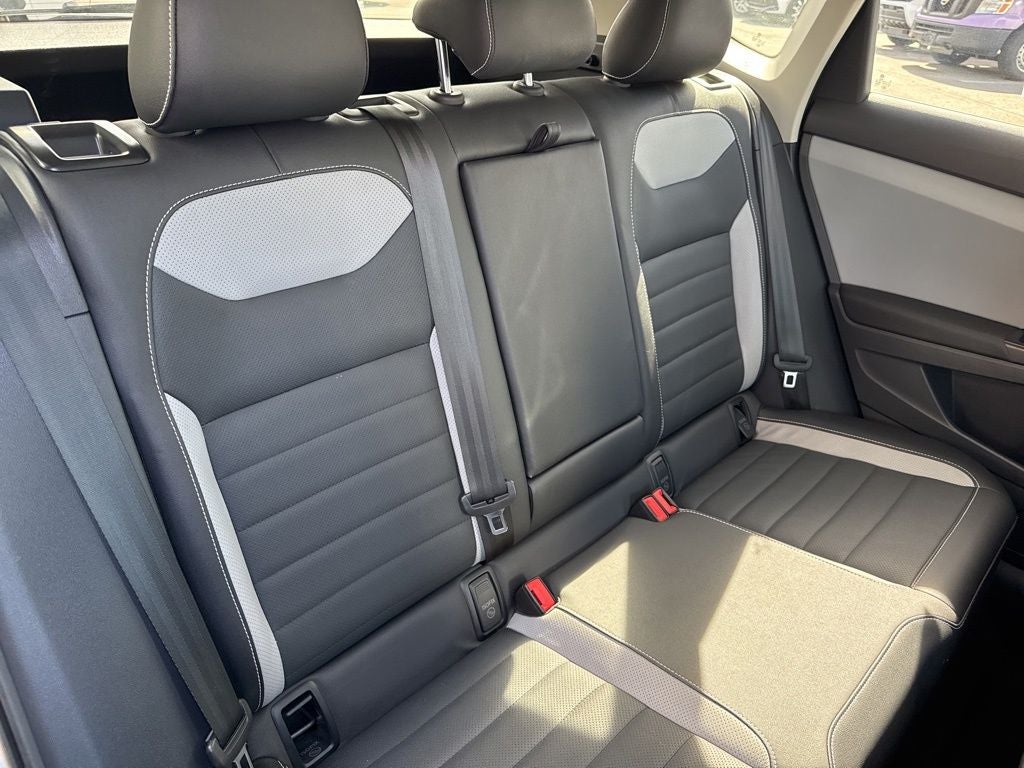 2023 Volkswagen Taos 1.5T SEL