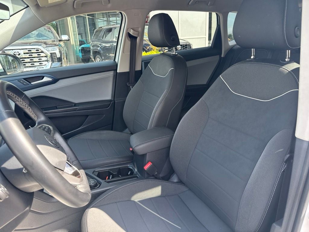 2024 Volkswagen Taos 1.5T SE