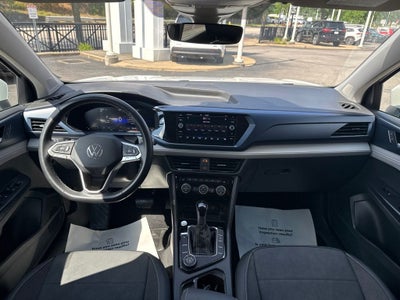 2024 Volkswagen Taos 1.5T SE
