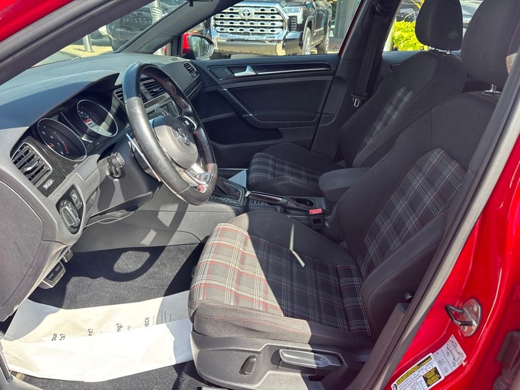 2016 Volkswagen Golf GTI S