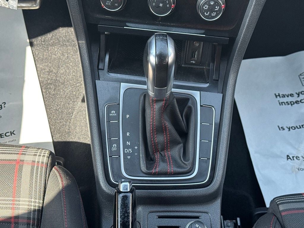 2016 Volkswagen Golf GTI S