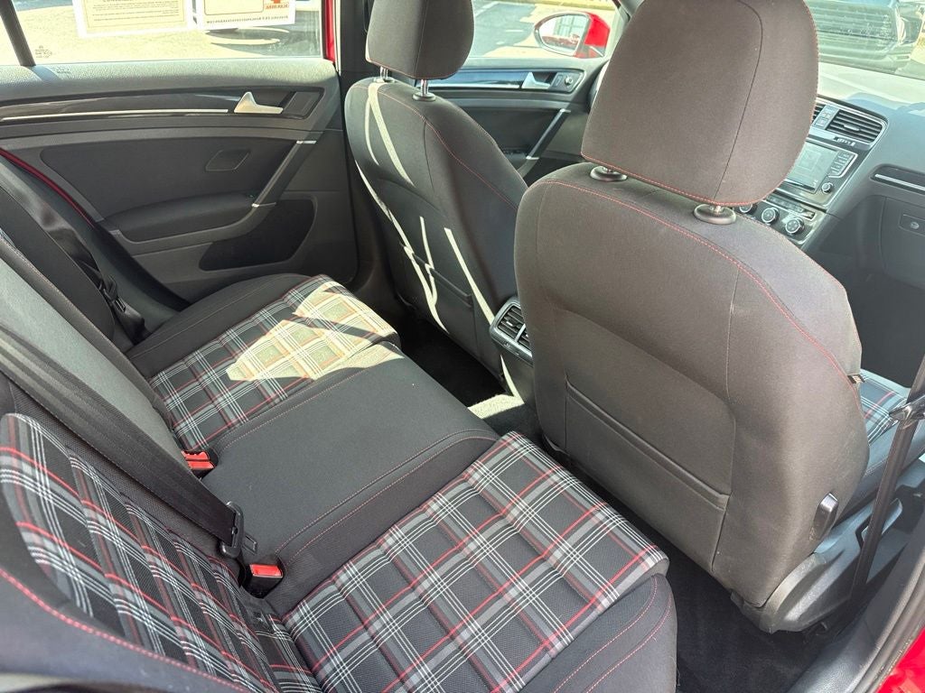 2016 Volkswagen Golf GTI S