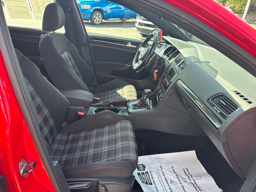 2016 Volkswagen Golf GTI S