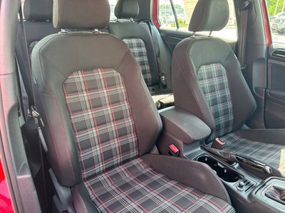 2016 Volkswagen Golf GTI S