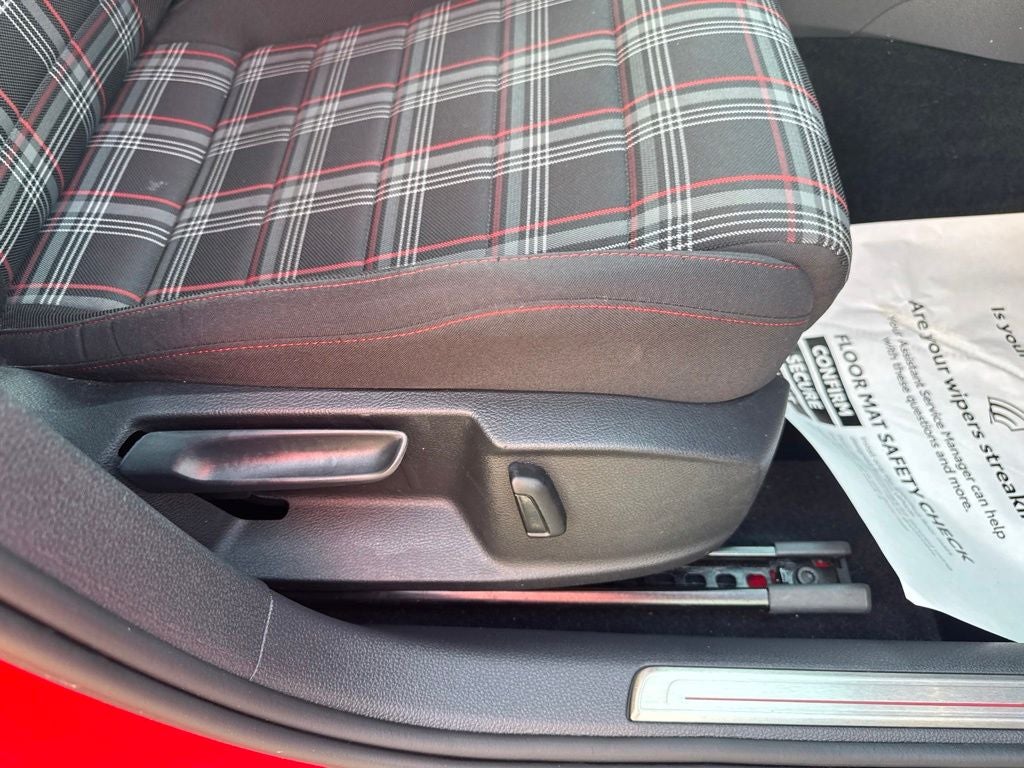 2016 Volkswagen Golf GTI S