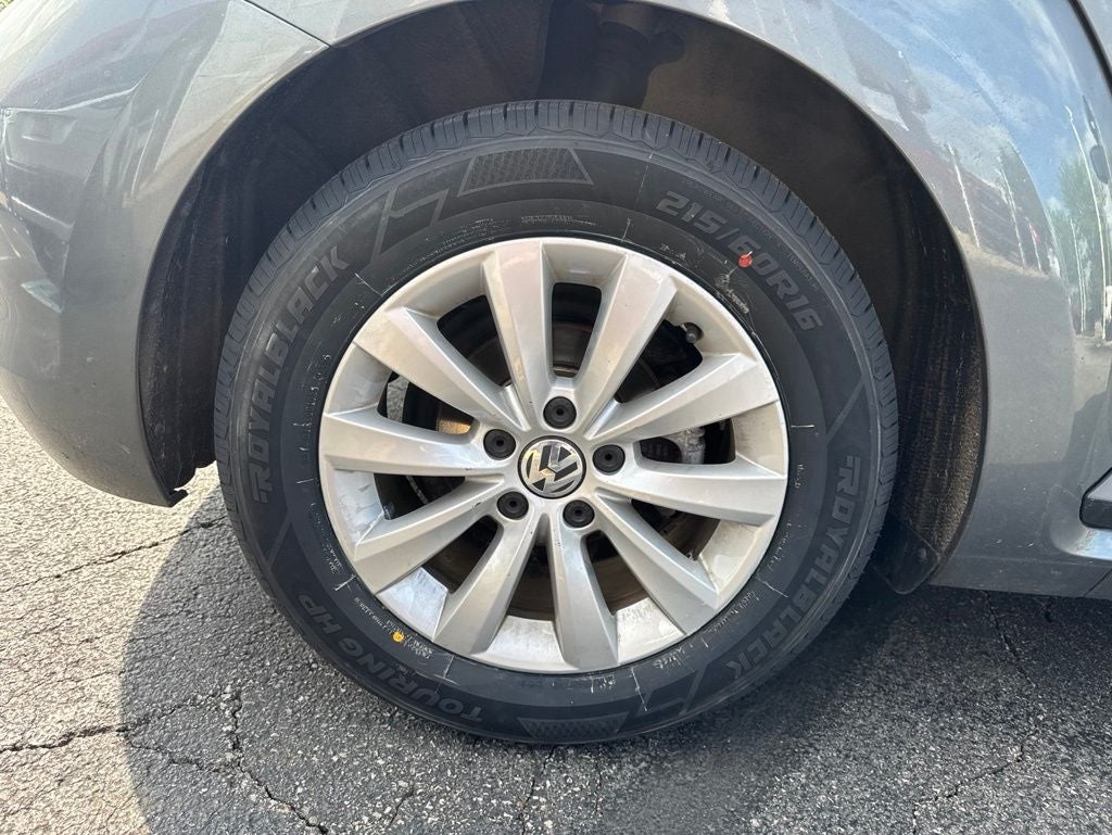 2018 Volkswagen Beetle 2.0T S