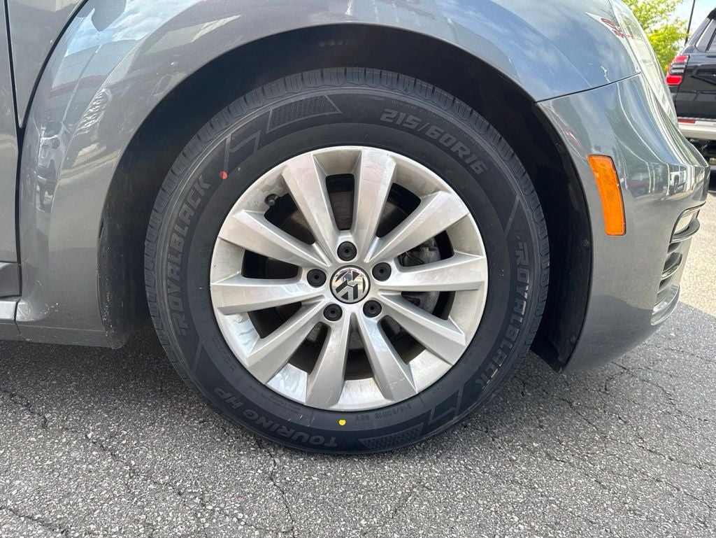 2018 Volkswagen Beetle 2.0T S