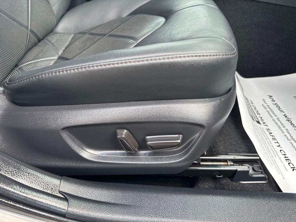 2019 Toyota Camry XLE