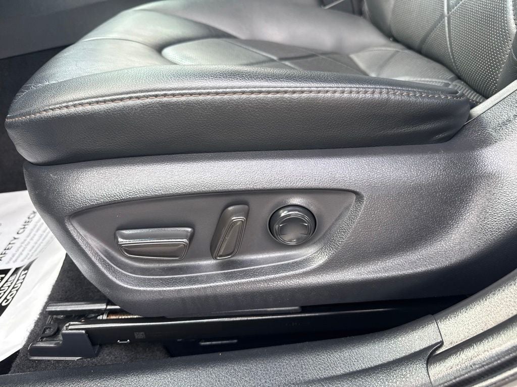 2019 Toyota Camry XLE