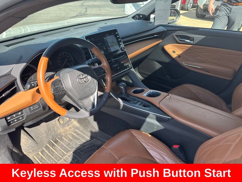 2019 Toyota Avalon Hybrid Limited