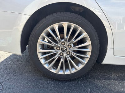 2019 Toyota Avalon Hybrid Limited