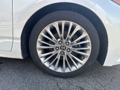 2019 Toyota Avalon Hybrid Limited
