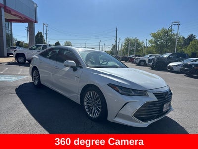 2019 Toyota Avalon Hybrid Limited
