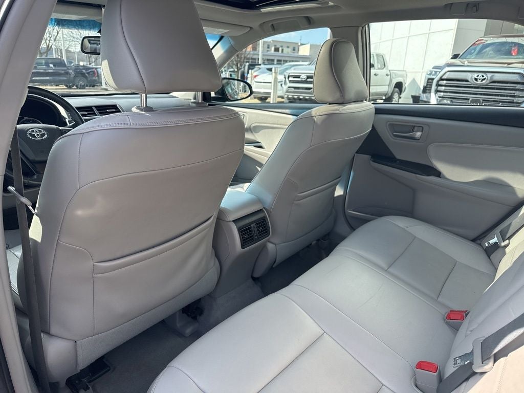 2016 Toyota Camry Hybrid Base