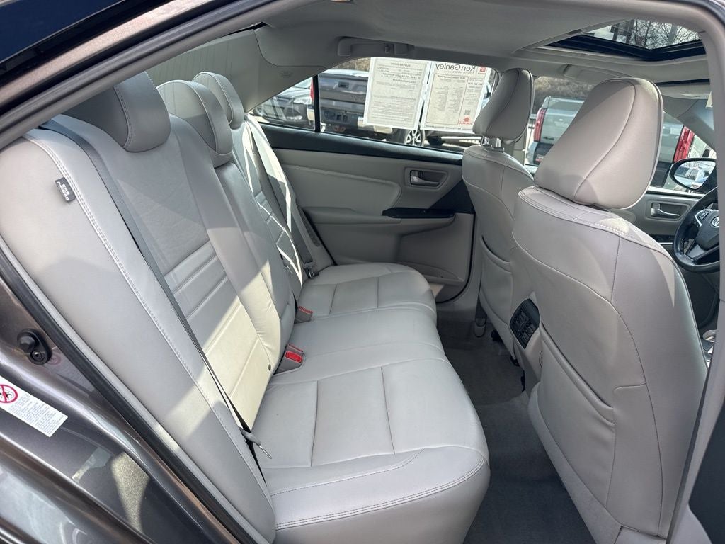 2016 Toyota Camry Hybrid Base