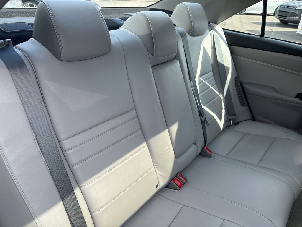 2016 Toyota Camry Hybrid Base