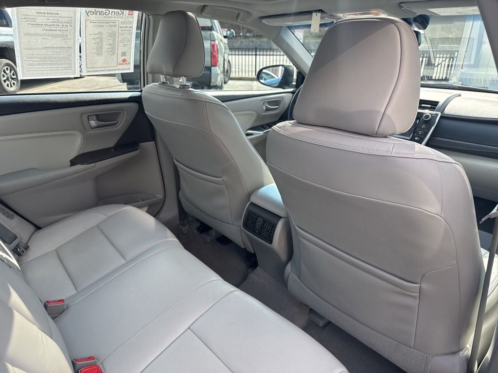 2016 Toyota Camry Hybrid Base