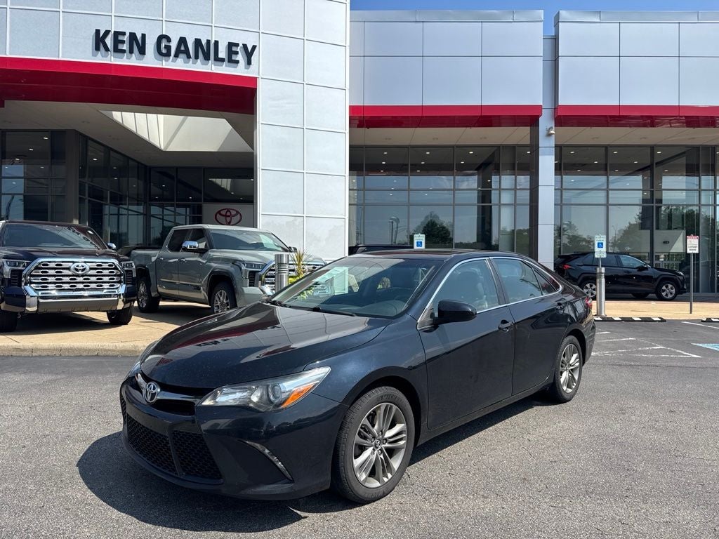 2016 Toyota Camry SE