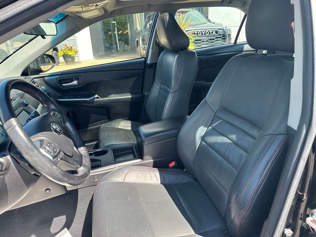 2016 Toyota Camry SE