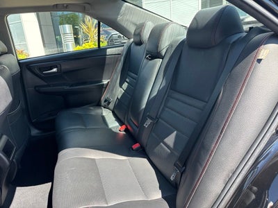2016 Toyota Camry SE