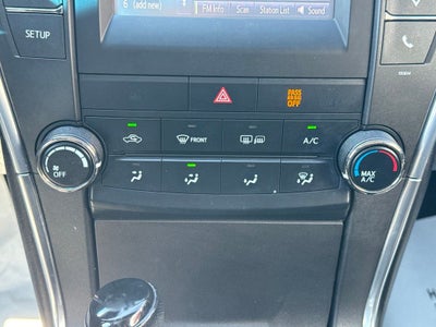 2016 Toyota Camry SE