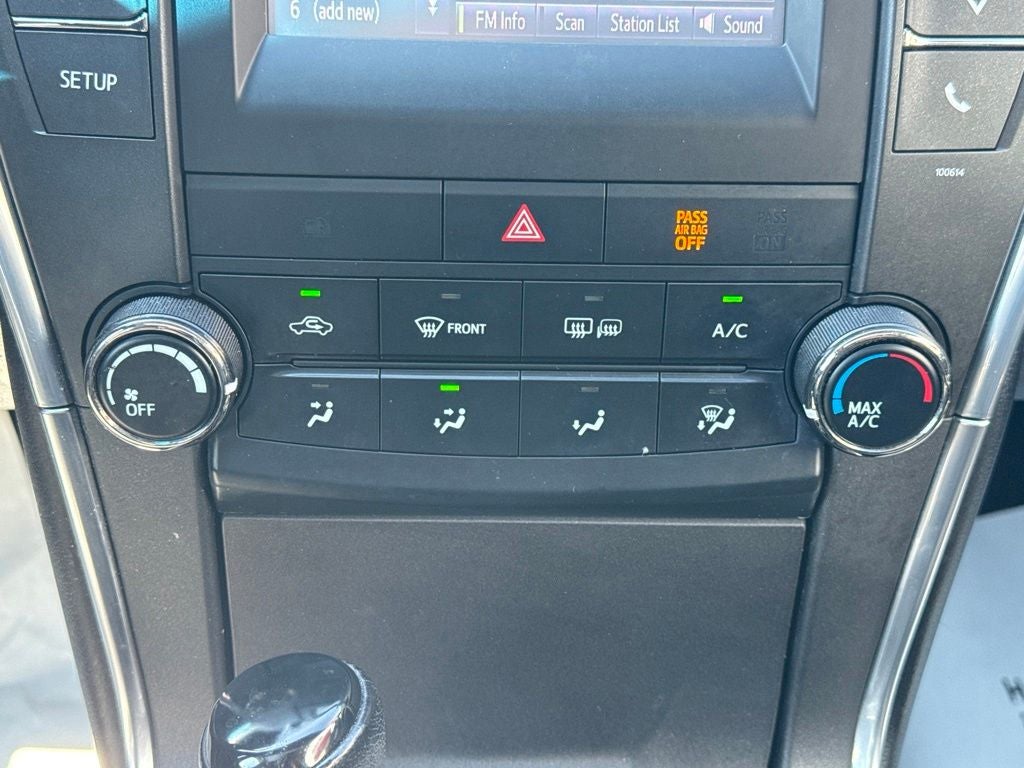 2016 Toyota Camry SE