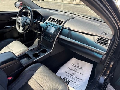2016 Toyota Camry SE