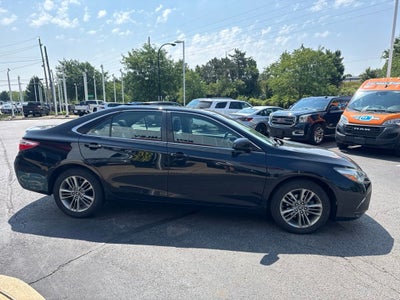 2016 Toyota Camry SE
