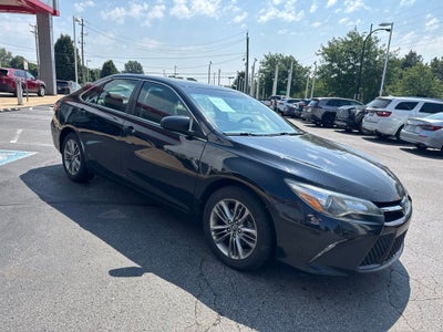 2016 Toyota Camry SE