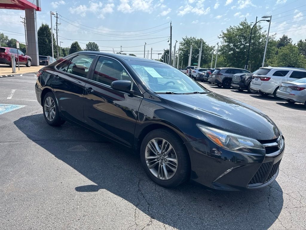 2016 Toyota Camry SE