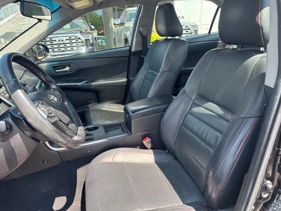 2016 Toyota Camry SE