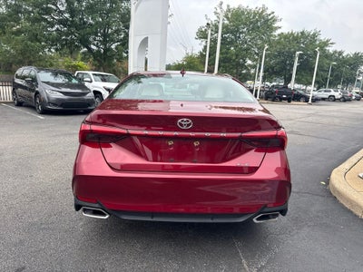 2019 Toyota Avalon XLE