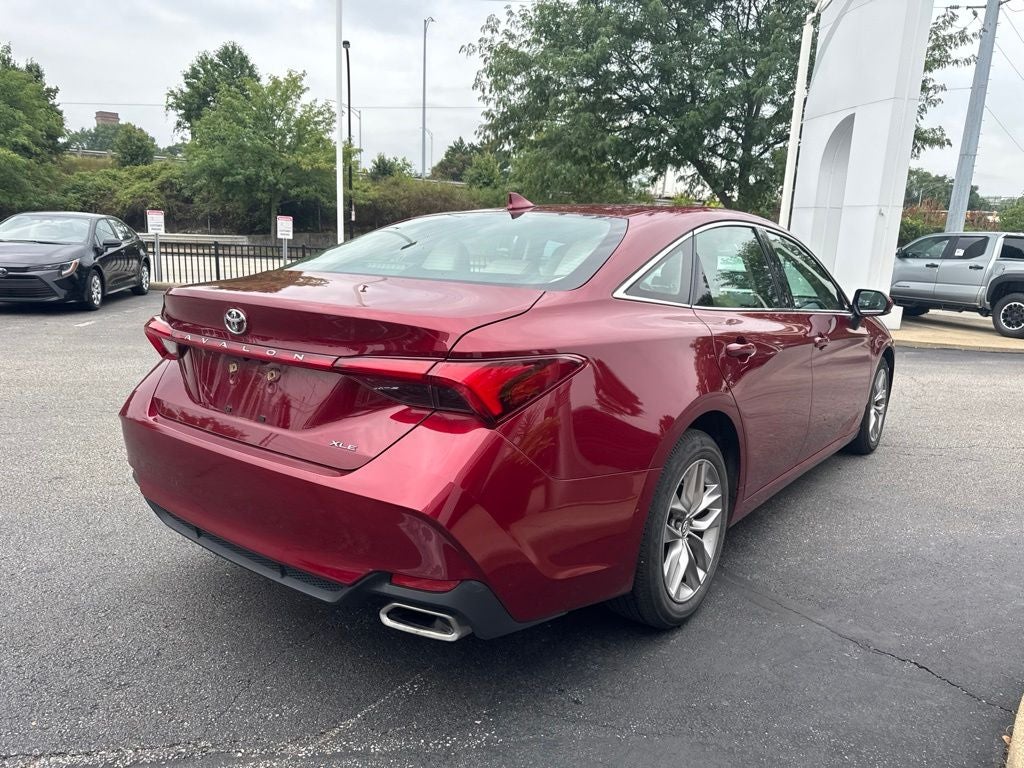 2019 Toyota Avalon XLE