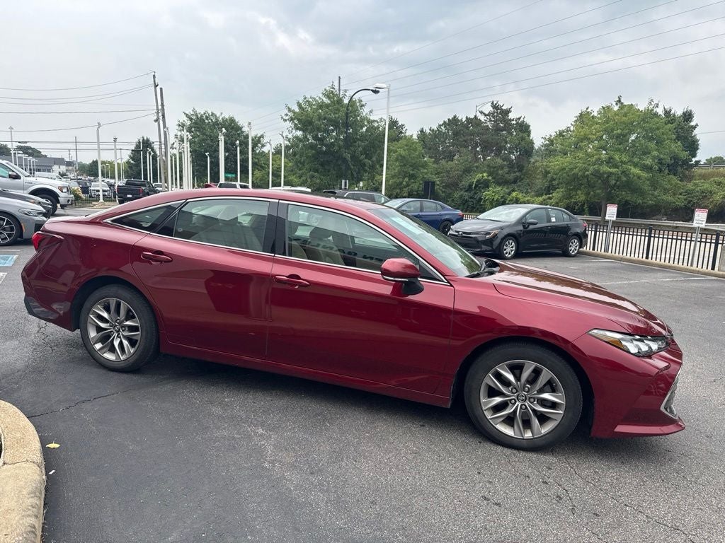 2019 Toyota Avalon XLE
