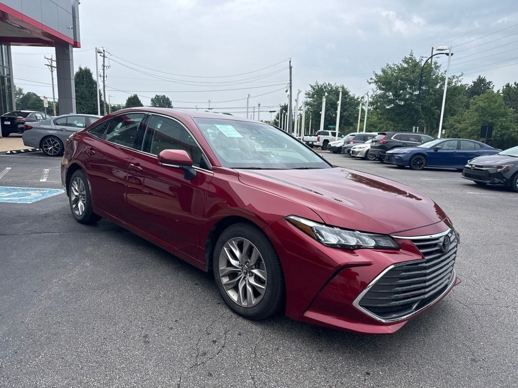 2019 Toyota Avalon XLE
