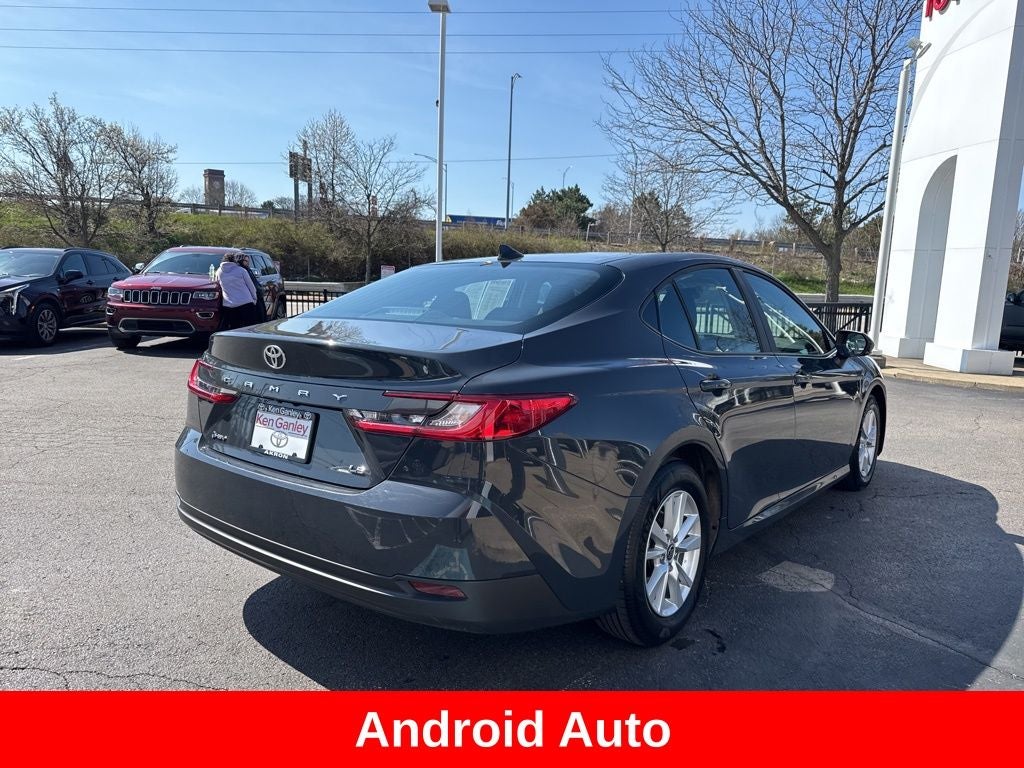 2025 Toyota Camry LE