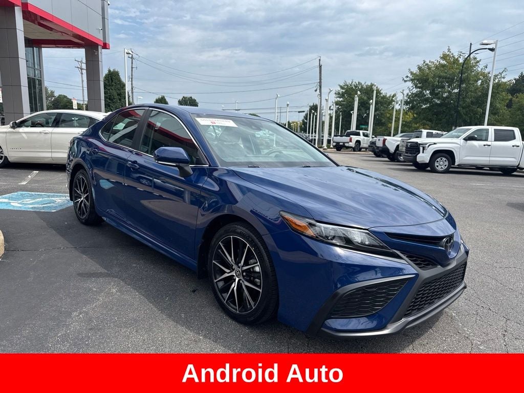 2024 Toyota Camry SE