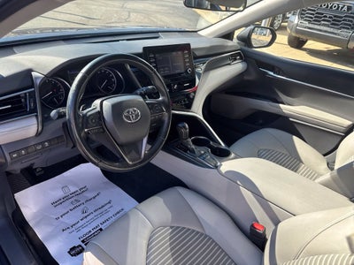 2022 Toyota Camry SE