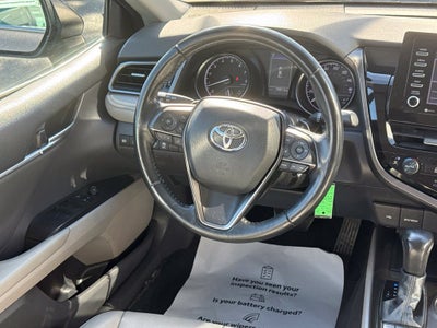 2022 Toyota Camry SE