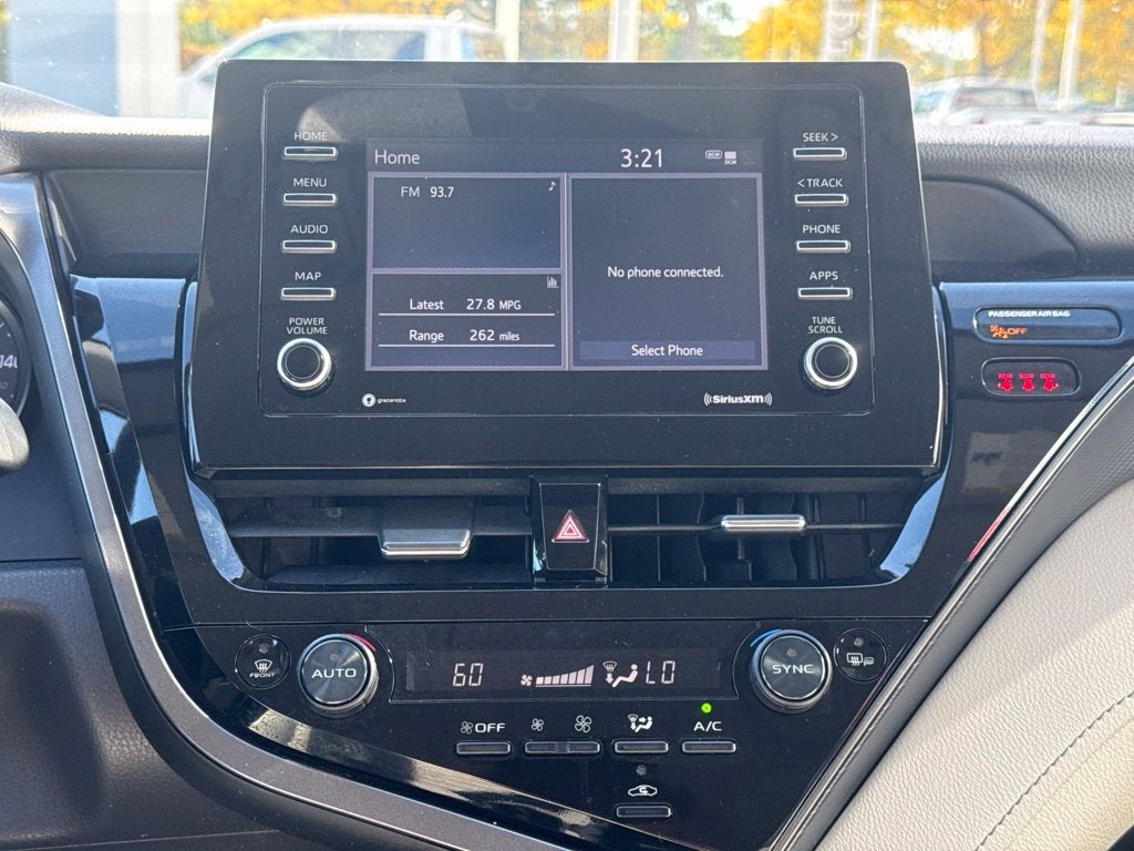 2022 Toyota Camry SE