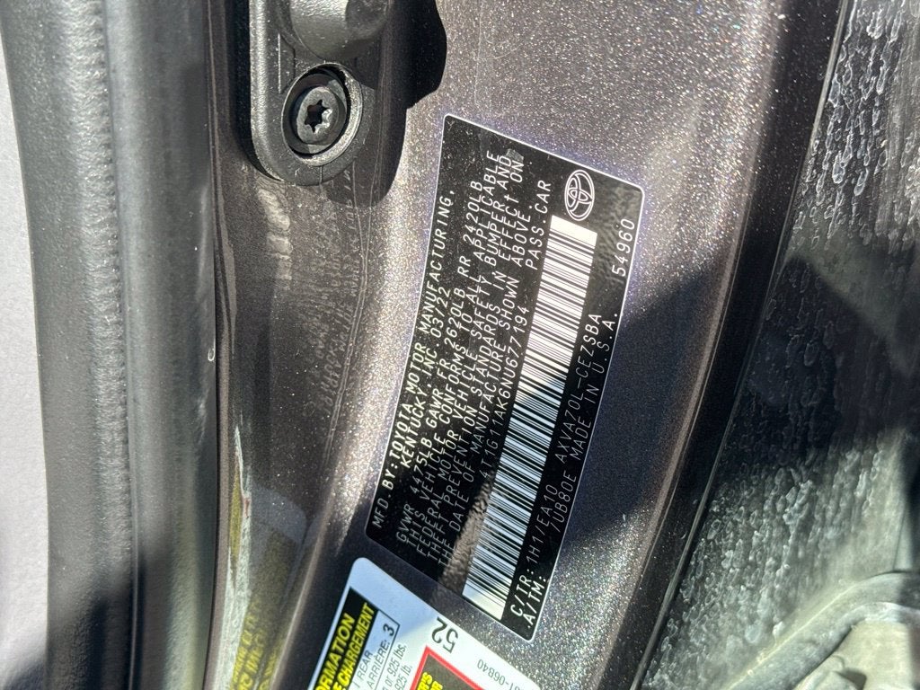 2022 Toyota Camry SE