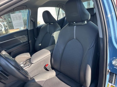 2023 Toyota Camry Hybrid XSE