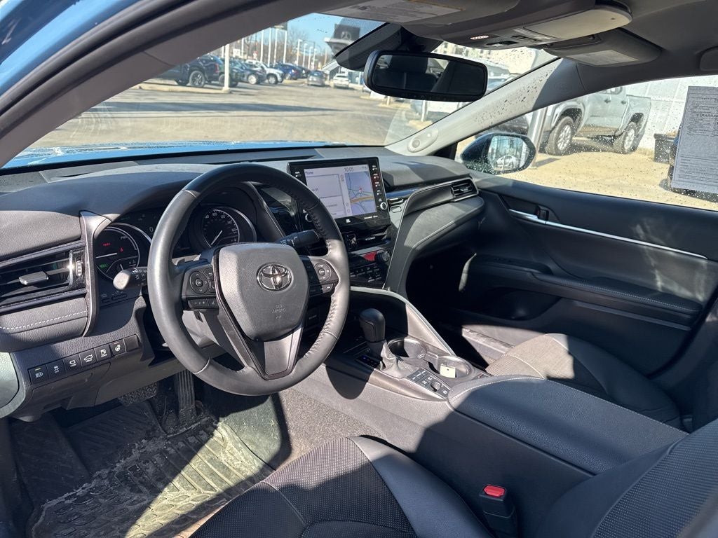 2023 Toyota Camry Hybrid XSE