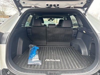 2025 Toyota RAV4 Hybrid XSE