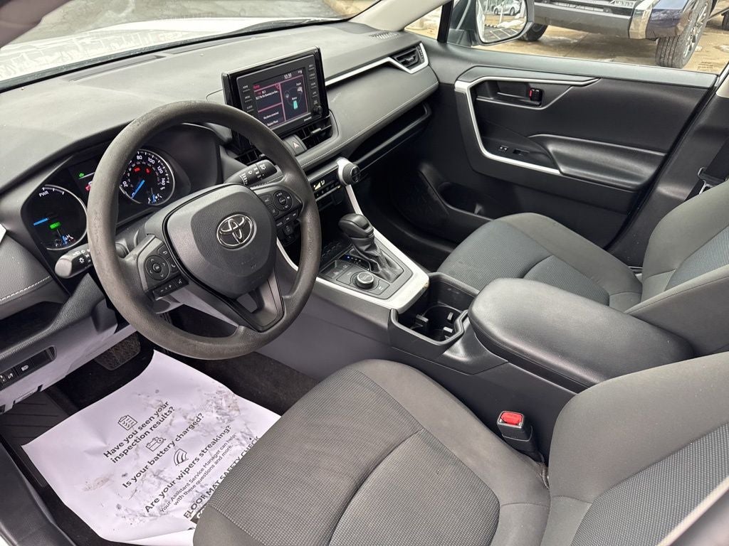 2022 Toyota RAV4 Hybrid LE